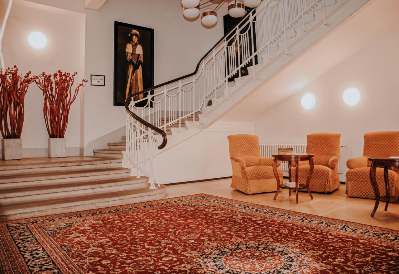 B&B Hotel Praha Novy Jicin Exterior photo