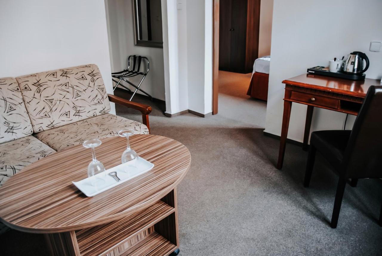 B&B Hotel Praha Novy Jicin Exterior photo