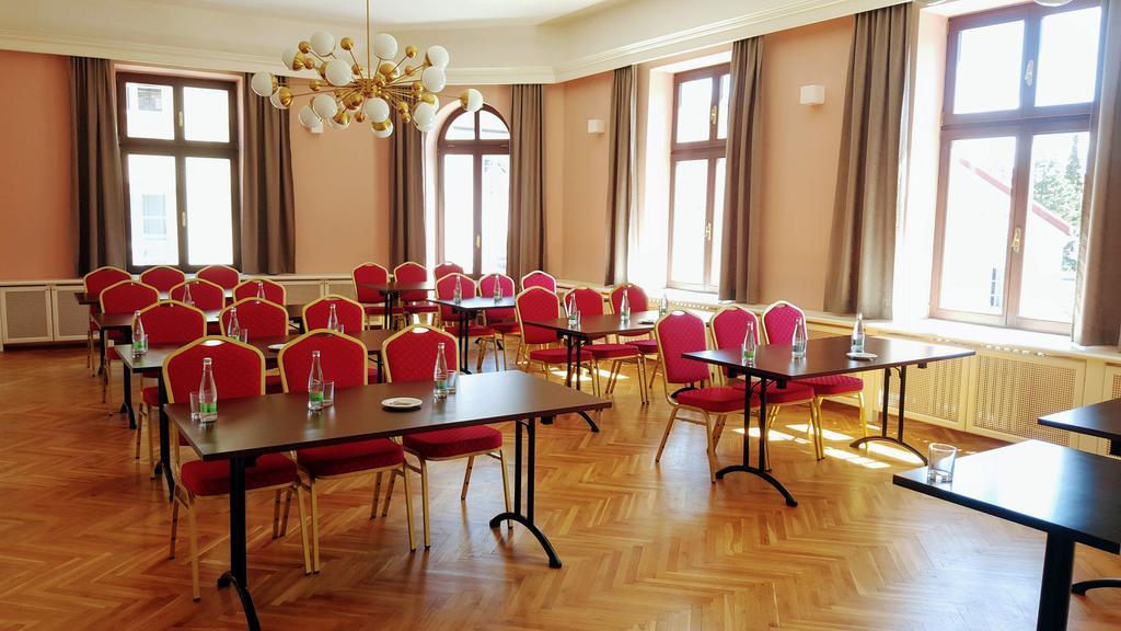 B&B Hotel Praha Novy Jicin Exterior photo