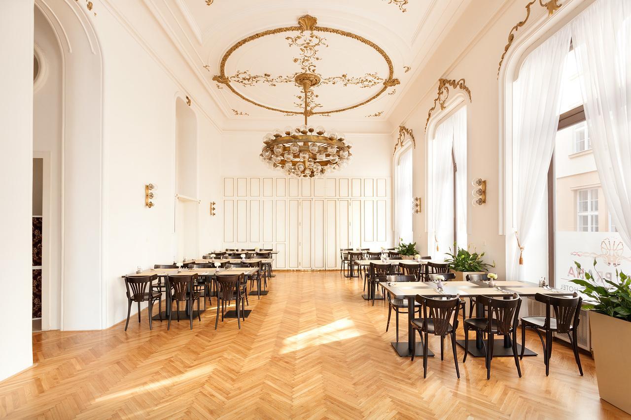 B&B Hotel Praha Novy Jicin Exterior photo