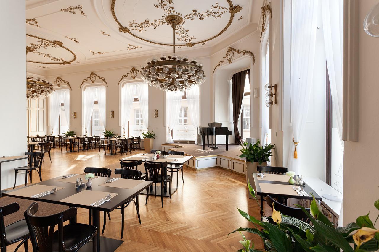 B&B Hotel Praha Novy Jicin Exterior photo